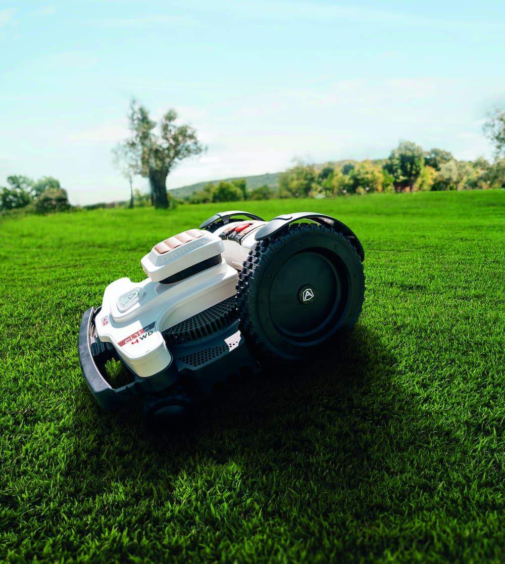 robot automatyczna kosiarka do trawy